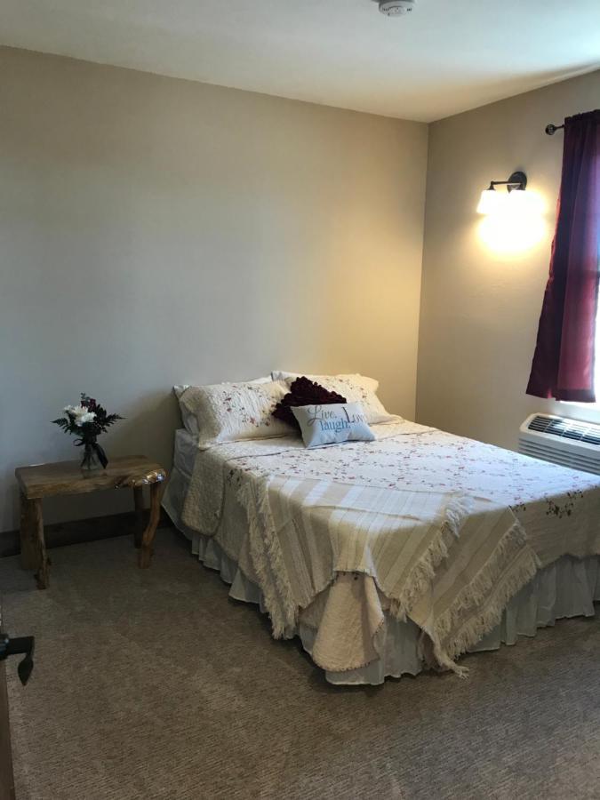 Twister'S Bed And Breakfast Guernsey Exterior photo
